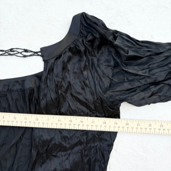 Y2K GUESS Authentic Brand Stretch Silk Blouse Sz Medium - Picture 13 of 14